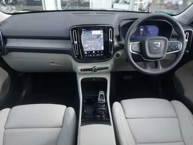 New Volvo XC40 Ultra 194 HP (142 kW) 2026 SUV