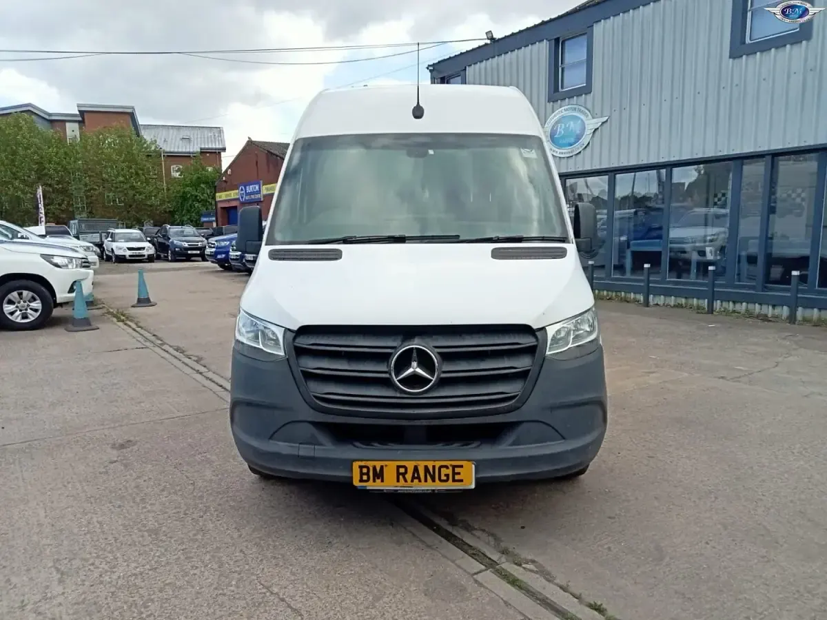 Gebraucht Mercedes Sprinter 2019 Weiß Van