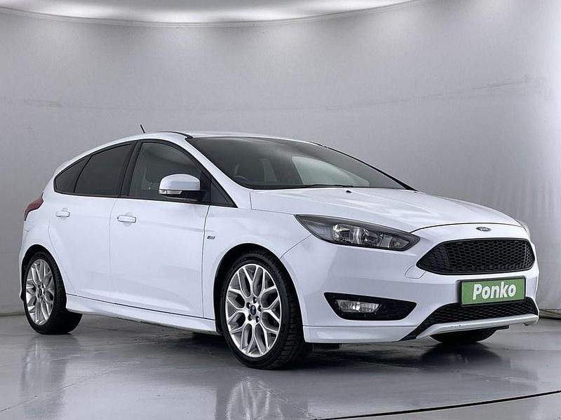 White Used 2018 Ford Focus ST-Line Hatchback | £6,790 (Good price) - Image 1/3