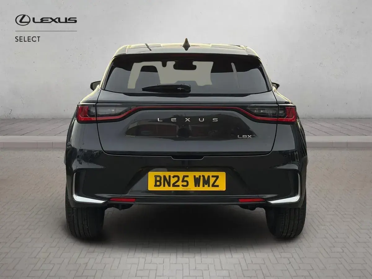 Used Lexus LBX 136 HP (100 kW) 2025 Black SUV