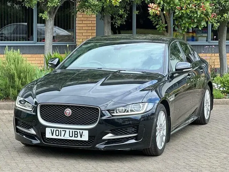 Used Jaguar XE R-Sport 180 HP (132 kW) 2017 Black Sedan