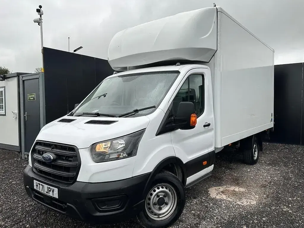 Used Ford Transit 130 HP (95 kW) 2021 White Van