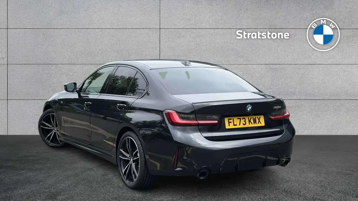 Usado BMW 320 M Sport 181 CV (133 kW) 2023 Negro