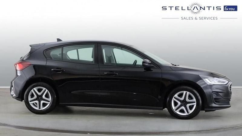 Used Ford Focus Trend 123 HP (90 kW) 2023 Black Hatchback