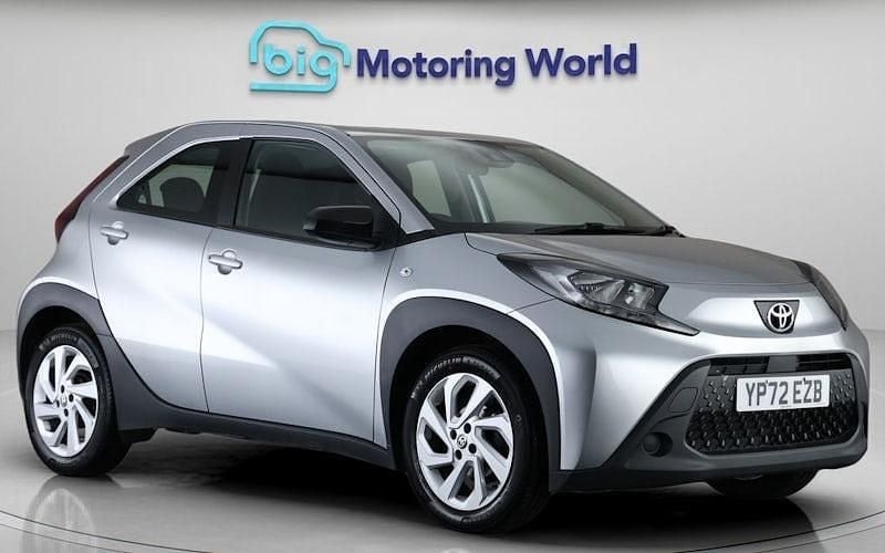 Used Toyota Aygo X PURE 72 HP (52 kW) 2025 SUV