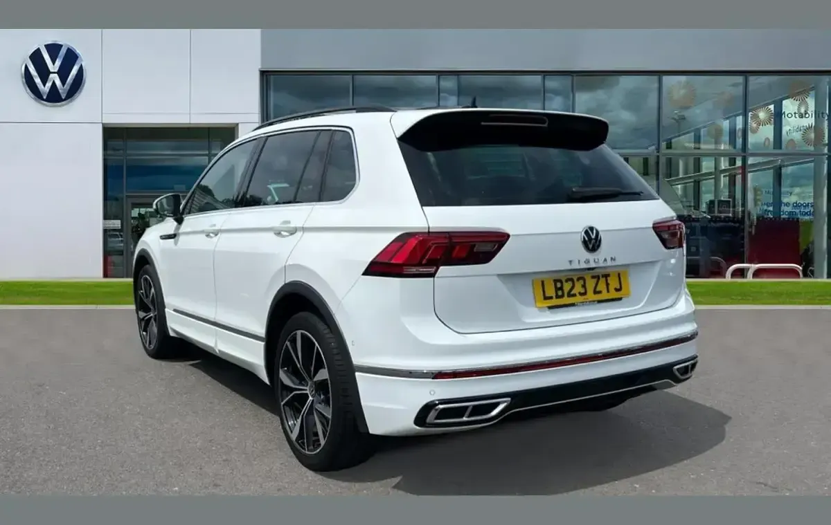 Used VW Tiguan R-line 147 HP (108 kW) 2023 White SUV