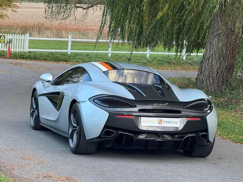 Used McLaren 570S 562 HP (413 kW) 2016 Silver Coupe