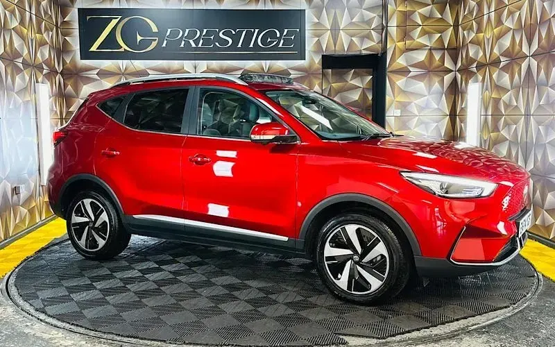 Usado MG ZS Trophy 130 kW (177 HP) 2023 SUV