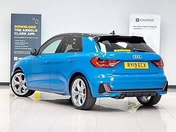 Usado Audi A1 Competition 200 HP (147 kW) 2019 Azul SUV