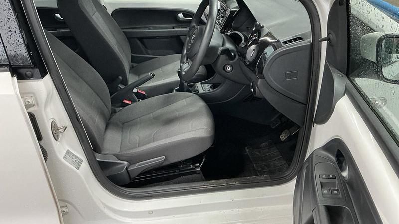 Used VW Passat Business 120 HP (88 kW) 2016 Grey Sedan