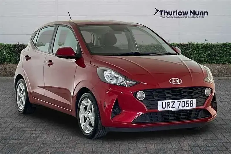 Usado Hyundai i10 SE 67 HP (49 kW) 2023 Vermelho Citadino