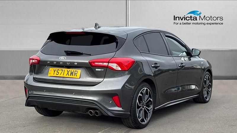 Used Ford Focus ST-Line X 155 HP (114 kW) 2022 Grey Hatchback