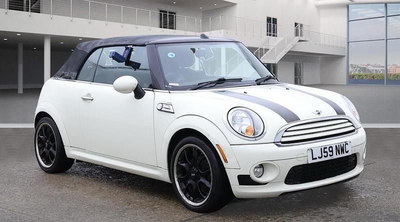 White Used 2009 Mini Cooper Cabriolet Cabriolet | £2,790 (Super price) - Image 1/4