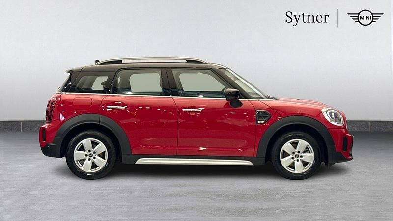 Used Mini Cooper Countryman Classic 134 HP (98 kW) 2022 Red SUV