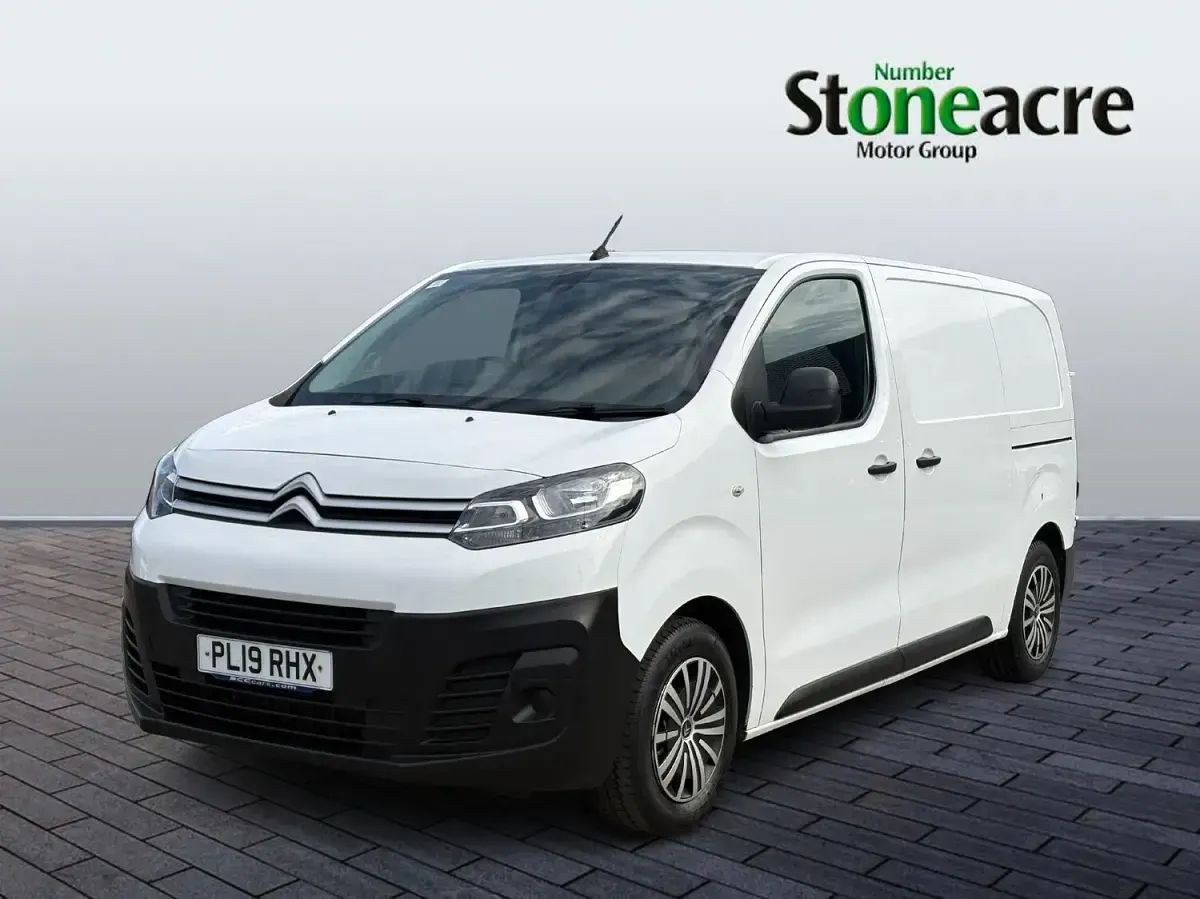 Used Citroën Dispatch 100 HP (73 kW) 2019 White MPV