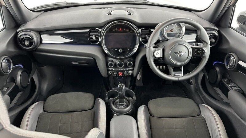 Used Mini Cooper Sport 134 HP (98 kW) 2022 Grey Hatchback