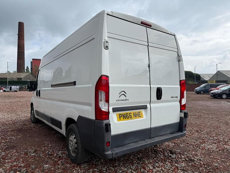 Used Citroën Relay 130 HP (95 kW) 2016 White Van