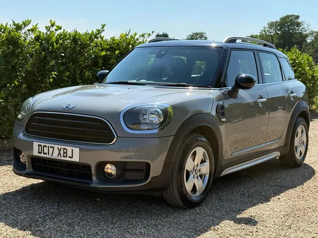 Used Mini Cooper D Countryman 2017 Grey SUV