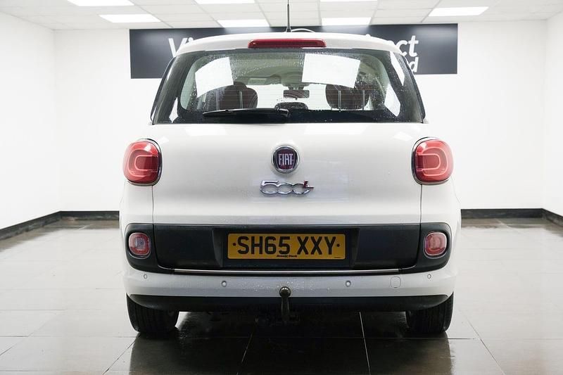 Used Fiat 500L Pop Star 95 HP (69 kW) 2015 White MPV