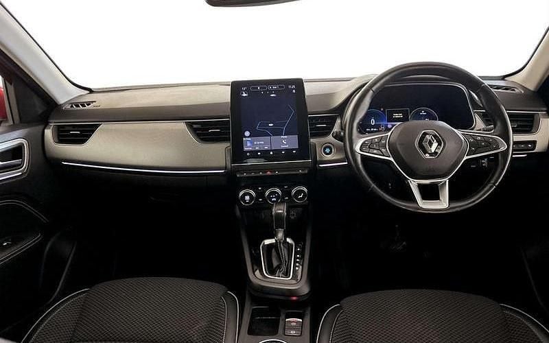 Used Renault Arkana Version S 143 HP (105 kW) 2022 Red SUV