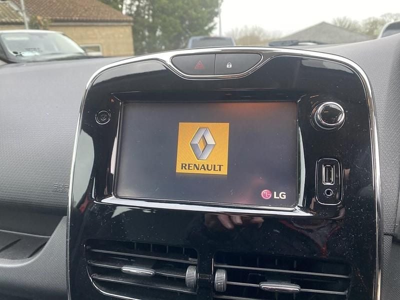 Gebraucht Renault Clio IV Dynamique 2015 Rot Kleinwagen