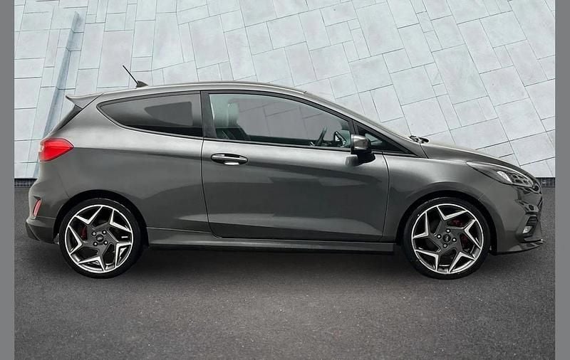 Used Ford Fiesta ST 196 HP (144 kW) 2019 Grey Hatchback