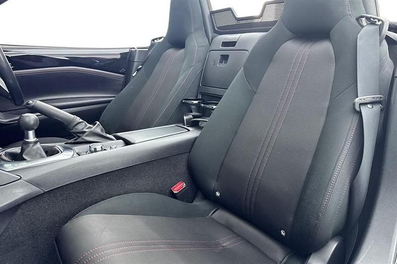 Used Mazda MX5 131 HP (96 kW) 2017 Black Cabriolet