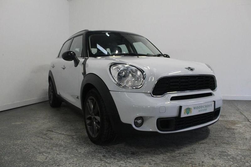 White Used 2013 Mini Cooper S Countryman SUV | £7,495 (Fair price) - Image 1/3