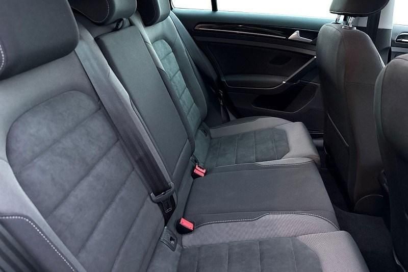 Used VW Golf VII GT 150 HP (110 kW) 2018 Silver Estate