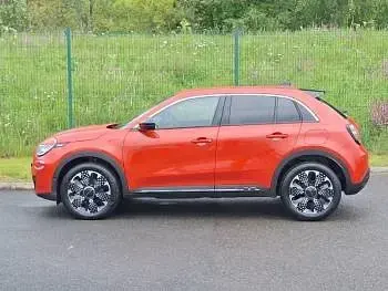 New Fiat 600 La Prima 100 HP (73 kW) 2026 Metallic  sunset orange SUV