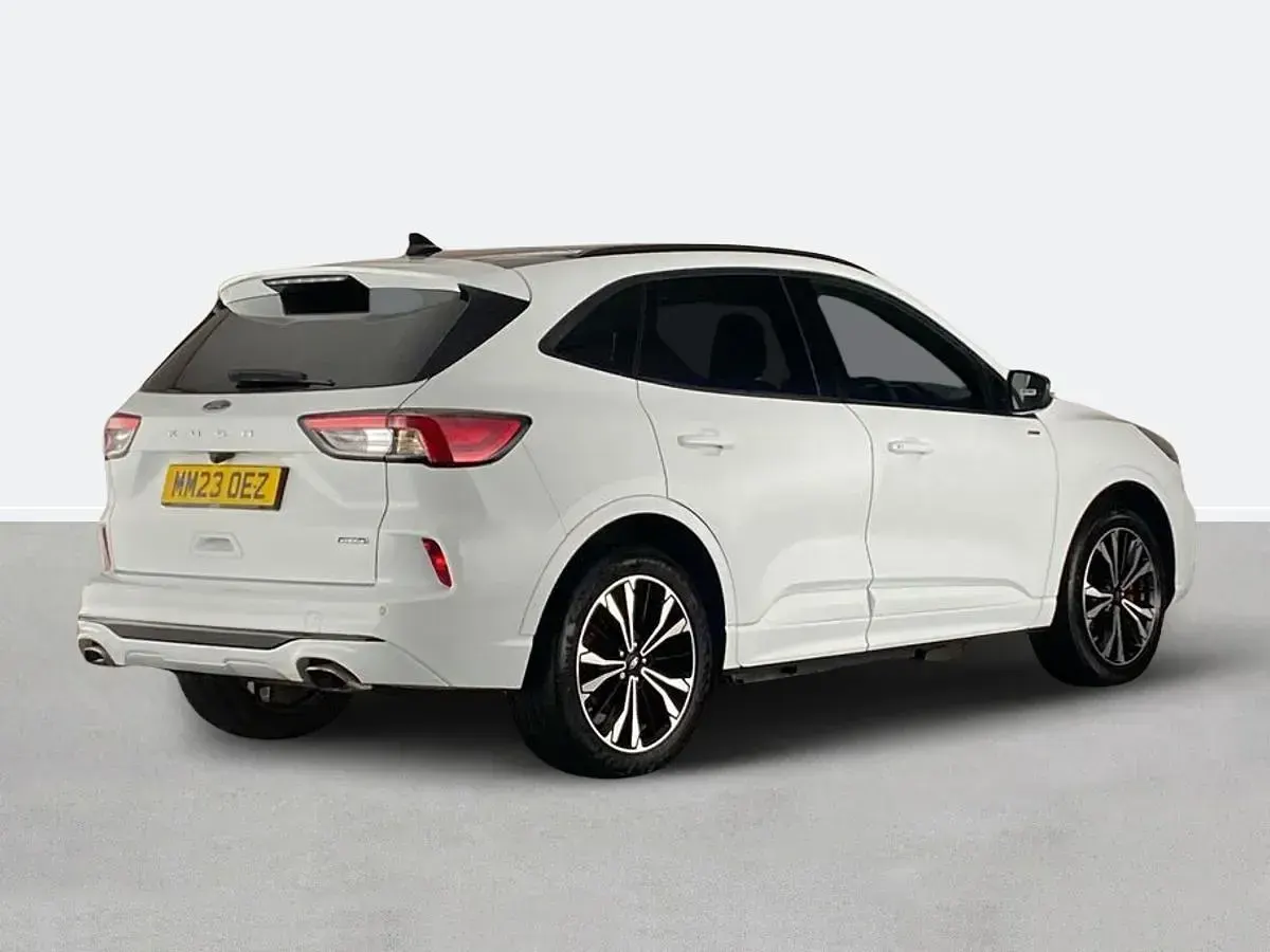 Used Ford Kuga ST-Line X 225 HP (165 kW) 2023 White SUV