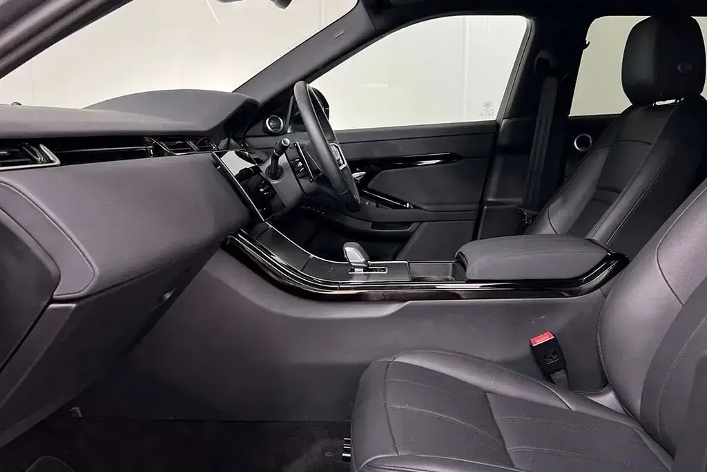 Used Land Rover Range Rover evoque SE Dynamic 201 HP (147 kW) 2025 Grey SUV