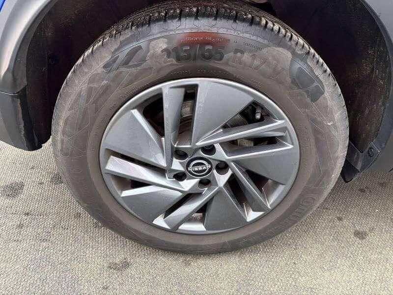 Used Nissan Qashqai Acenta Premium 138 HP (101 kW) 2022 Blue SUV