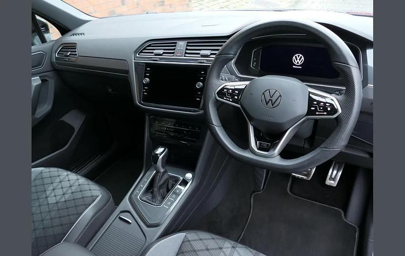 Used VW Tiguan R-line Edition 150 HP (110 kW) 2023 Black SUV