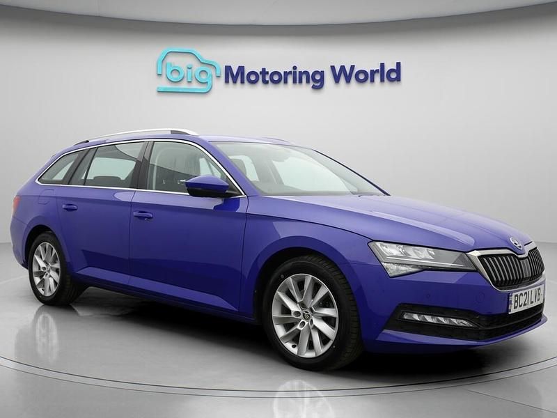 Blue Used 2021 Skoda Superb SE Estate | £15,000 (Fair price) - Image 1/4