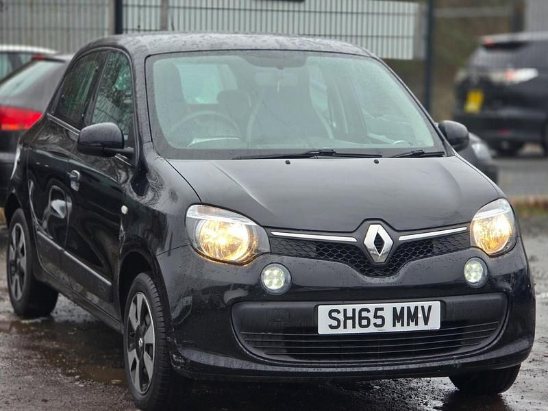 Used Renault Twingo Play 70 HP (51 kW) 2015 Black Hatchback