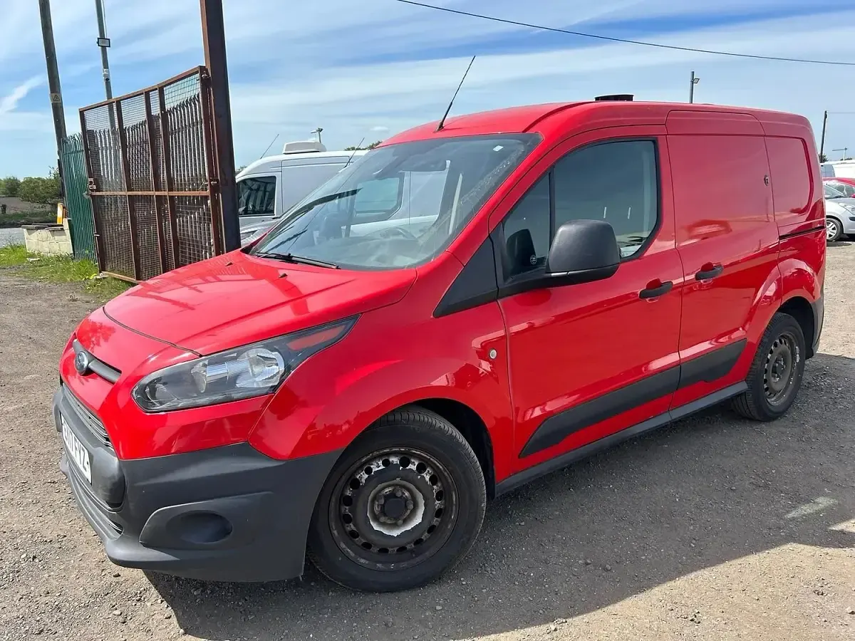 Usado Ford Transit Connect 2017 Vermelho Monovolume
