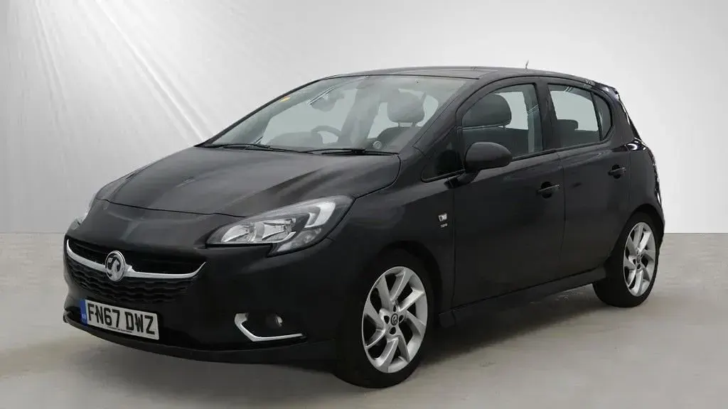 Used Vauxhall Corsa SRi 90 HP (66 kW) 2017 Black Hatchback