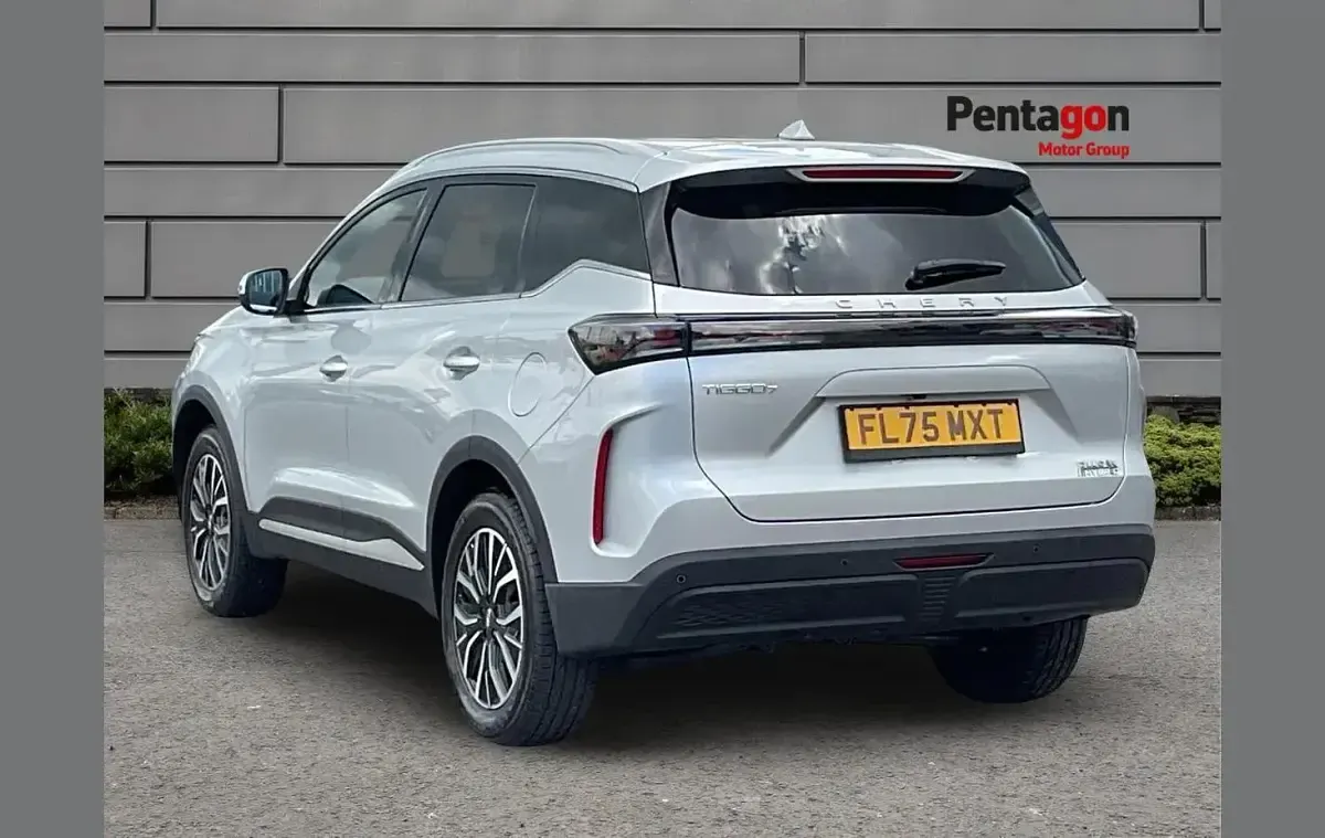 Gebraucht Chery Tiggo 7 235 PS (172 kW) 2026 Silber SUV