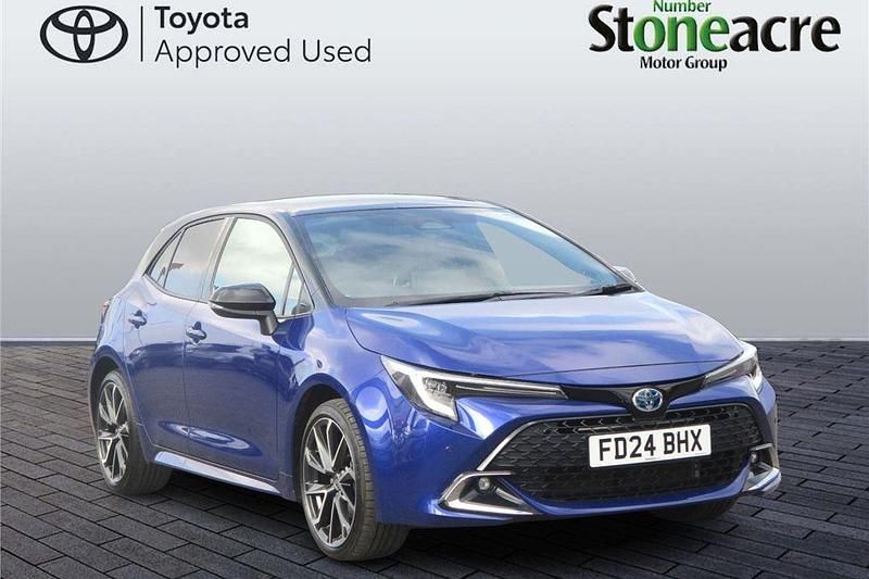 Blue Used 2024 Toyota Corolla Hatchback | £24,750 (Fair price) - Image 1/2