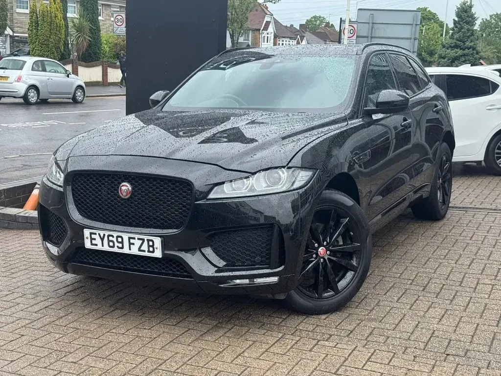 Used Jaguar F-Pace Chequered Flag 2019 Black SUV