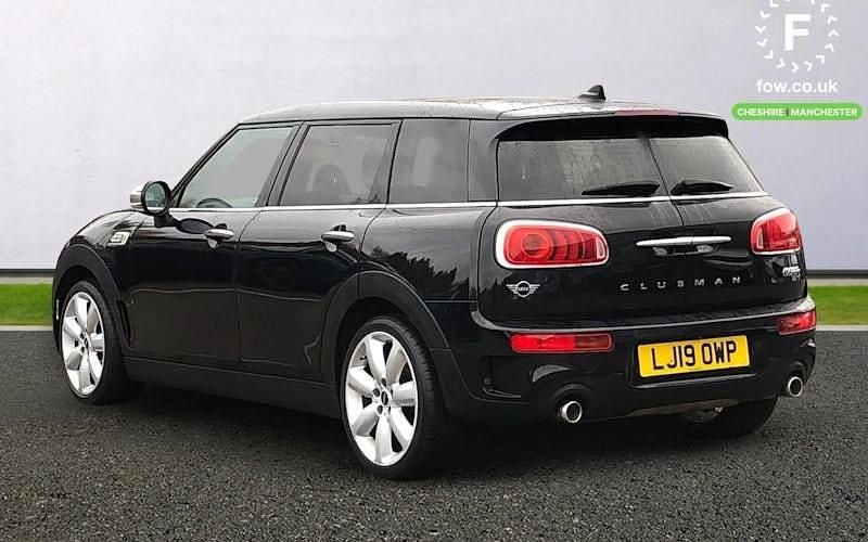 Used Mini Cooper Clubman Exclusive 192 HP (141 kW) 2019 Black Estate