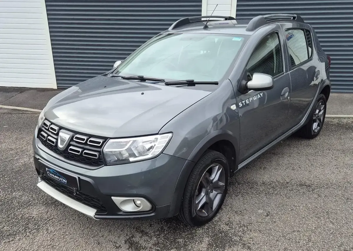 Used Dacia Sandero Stepway 2017 Grey Hatchback