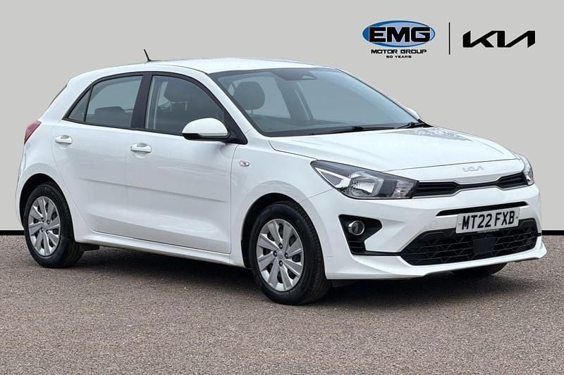Used Kia Rio 83 HP (61 kW) 2022 White Hatchback