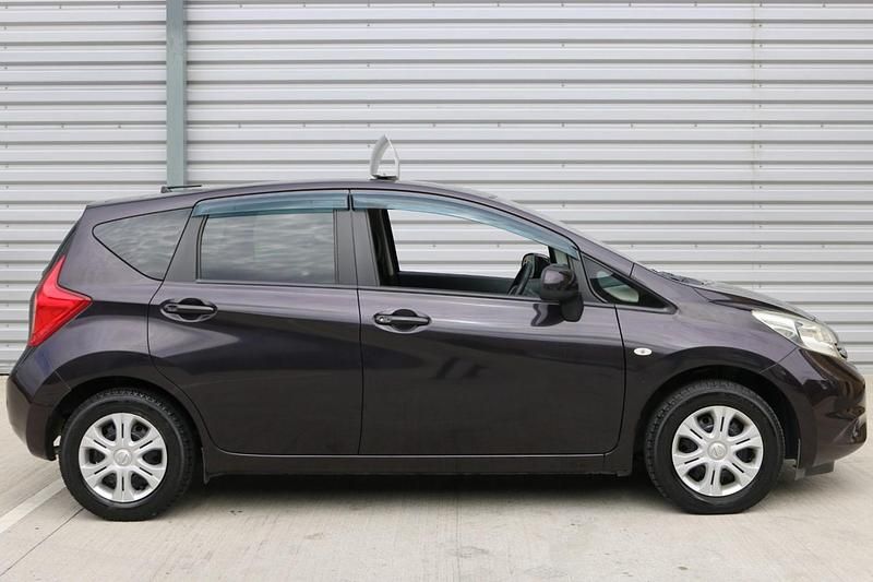 Used Nissan Note Comfort 80 HP (58 kW) 2013 Purple MPV