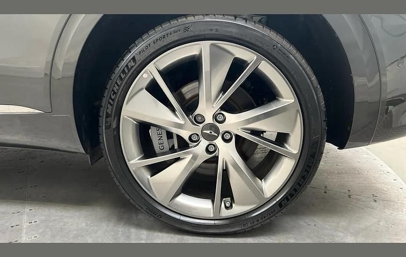 New Genesis GV70 198 HP (145 kW) 2025 Grey SUV
