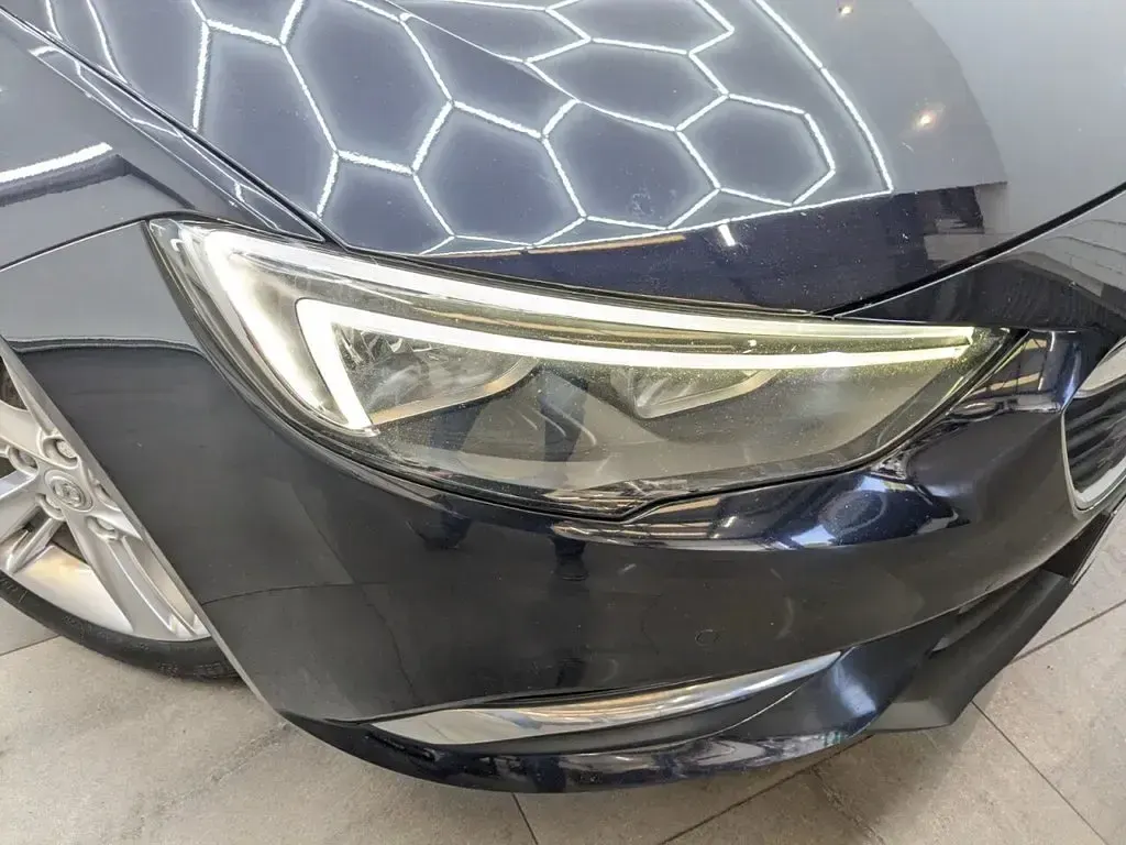 Used Vauxhall Insignia Sport 136 HP (100 kW) 2017 Blue Hatchback