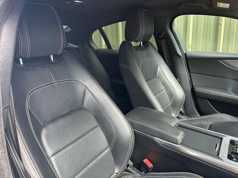 Used Jaguar XE R-Dynamic 180 HP (132 kW) 2020 White Sedan