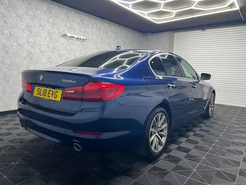 Used BMW 520 Comfort Edition 190 HP (139 kW) 2018 Blue Sedan