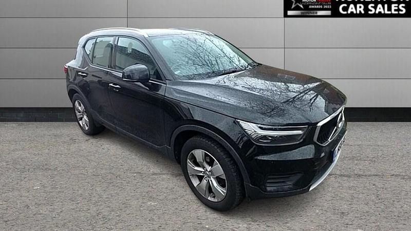 Used Volvo XC40 Momentum 2019 Black SUV